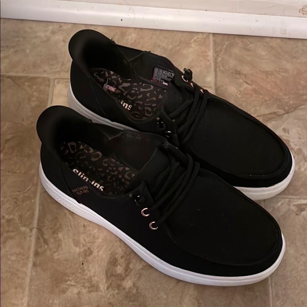 Women’s skechers slip-ins